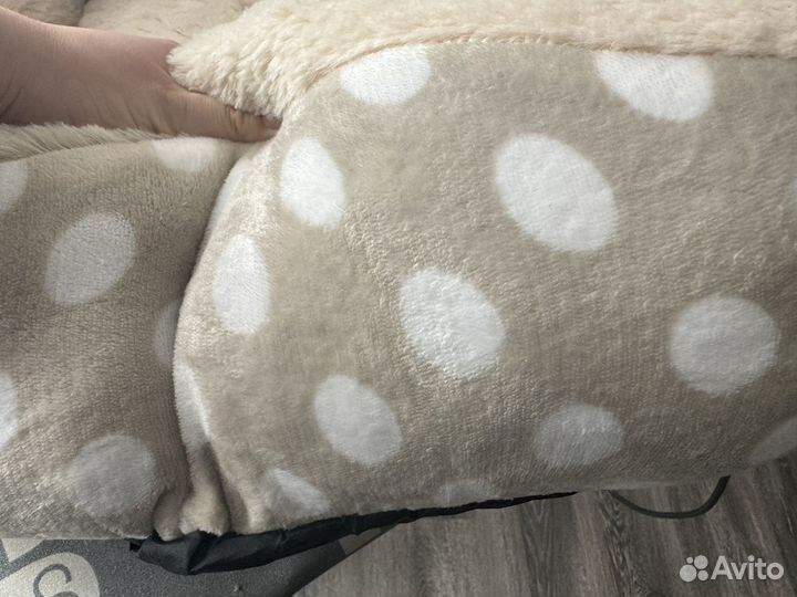 Лежак для кошек и собак новый
