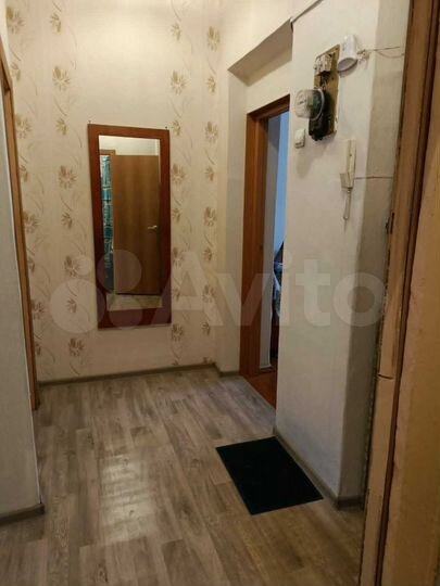 2-к. квартира, 56 м², 1/5 эт.