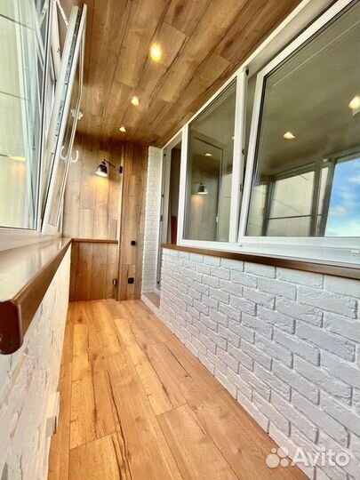 Балконное остекление новое