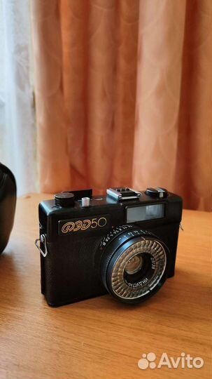 Пленочный зеркальный фотоаппарат