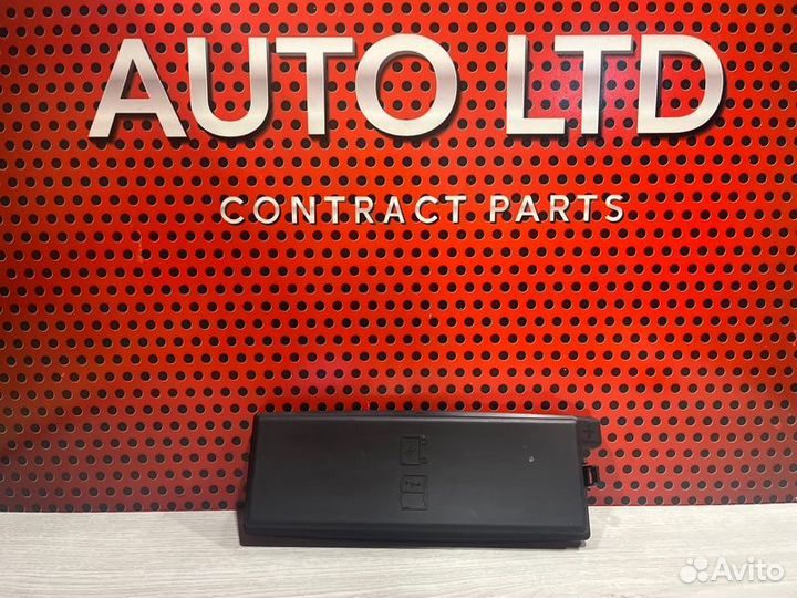 Крышка блока предохранителей Land Rover Range