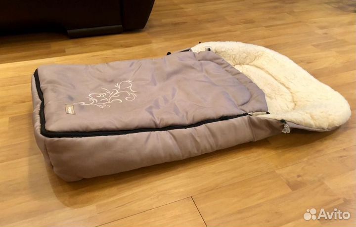 Зимний конверт в коляску Womar