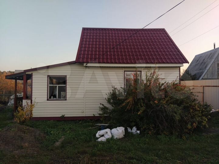 Дача 35 м² на участке 7,5 сот.