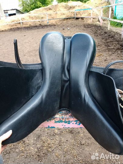 Седло для лошади универсальное