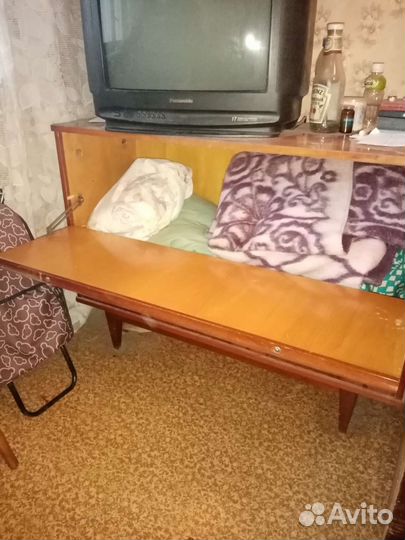 Тумба постельного белья