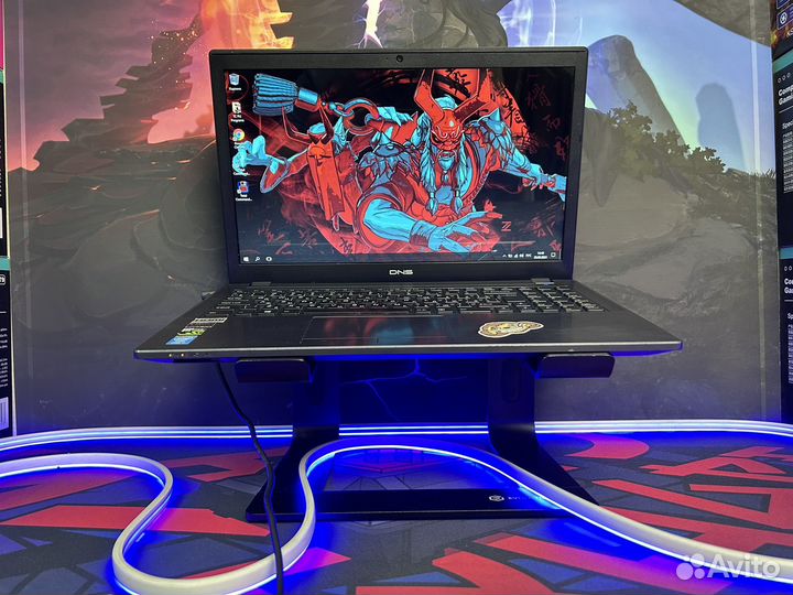 Игровой ноутбук DNS i7 GTX 850M 16GB озу SSD