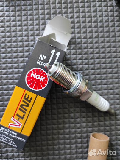 Комплект свечей зажигания NGK №11 5282 bcpr6E-11