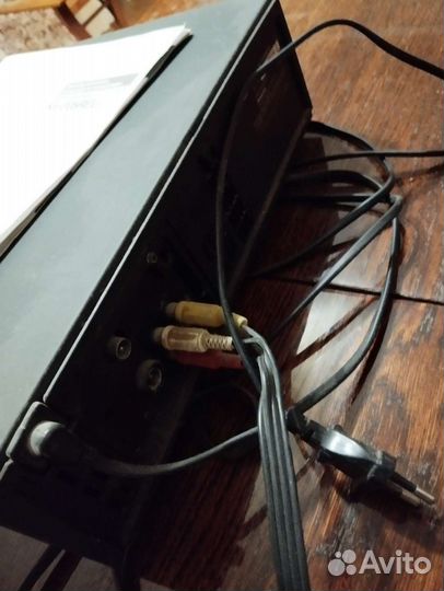 Видеомагнитофон panasonic р05