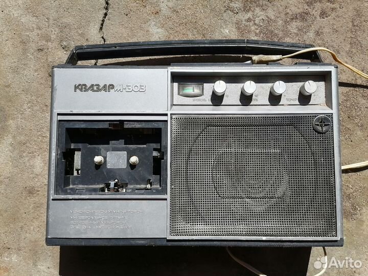 Магнитофон квазар М-303