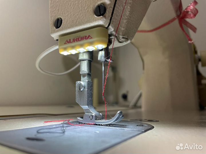 Швейная машинка промышленная