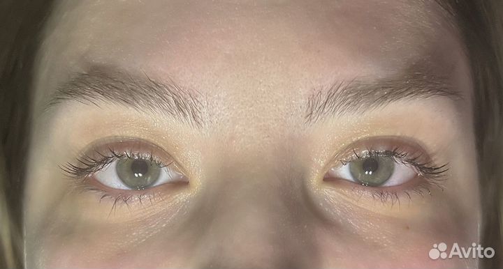 Наращивание ресниц, оформление бровей