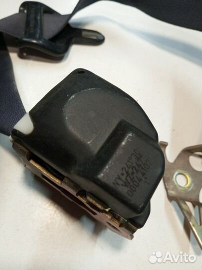 Ремень безопасности задний левый Mercedes-Benz