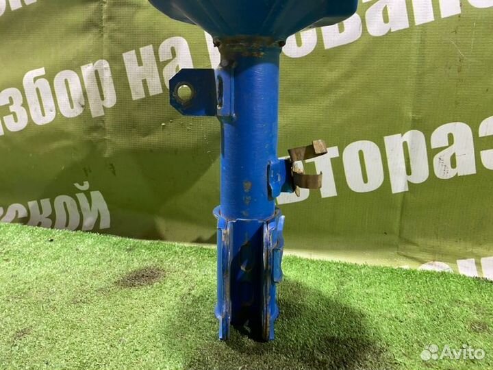 Стойка подвески передняя правая Geely Emgrand Ec7