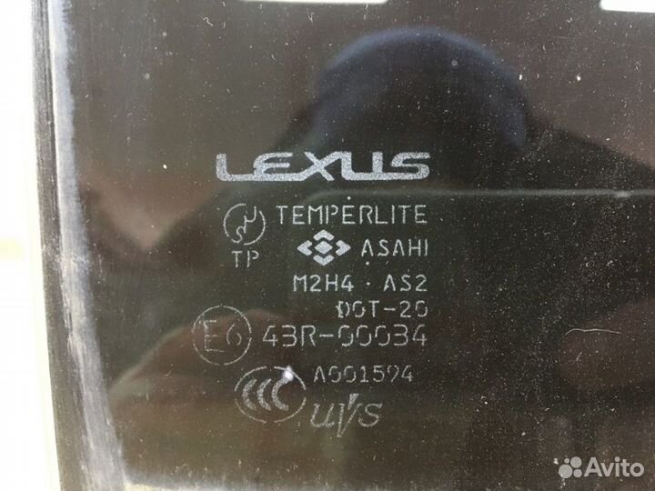 Стекло двери заднее правое Lexus Rx400H MHU38