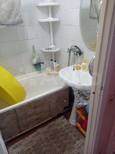 2-к. квартира, 43 м², 3/5 эт.