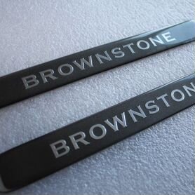 Шильдики Brownstone Land Cruiser 200 2 штуки C4GB6