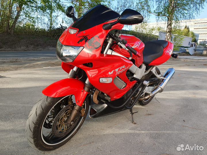 Honda VTR 1000F
