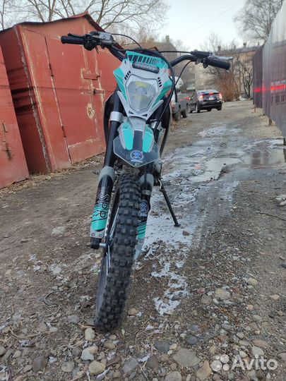 Продам SPR minicross 190