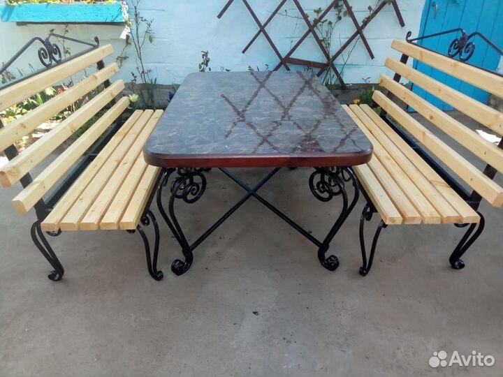 Кухонные уголки,столы и стулья