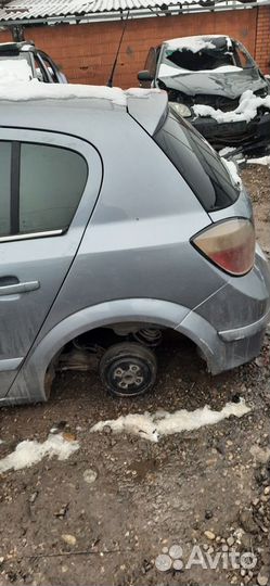 Опель Астра H заднее крыло левое правое хэтчбек