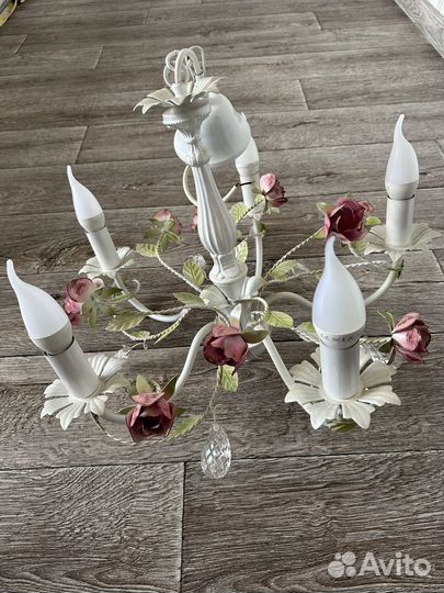 Люстра 5 рожковая б/у