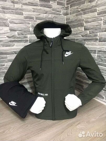 Спортивный костюм новый