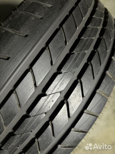 Goodyear EfficientGrip Performance 235/45 R19 95V