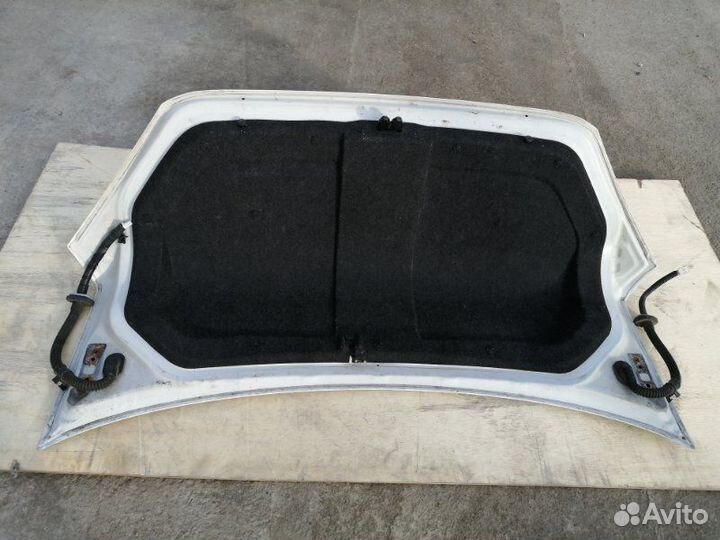 Крышка багажника Nissan Teana J31