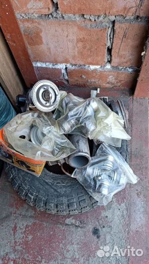 Зч на Газель помпа на 405 мотор.,крестовины