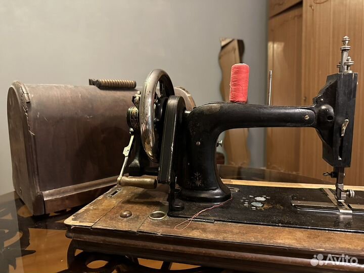 Швейная машинка