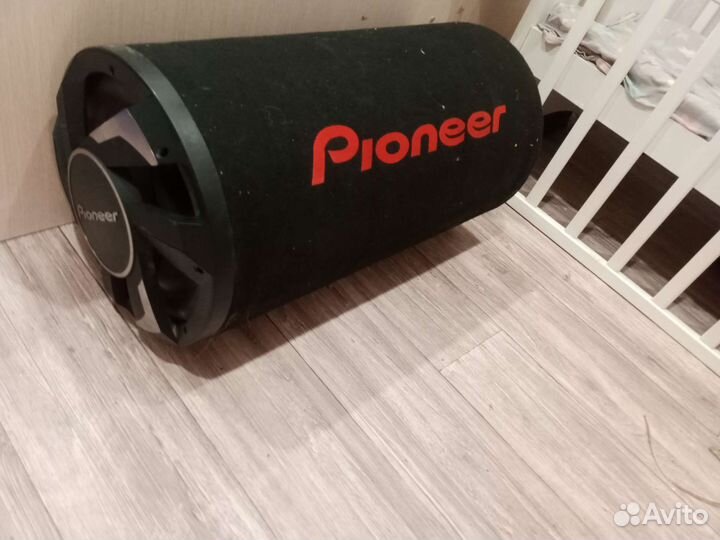 Активный сабвуфер