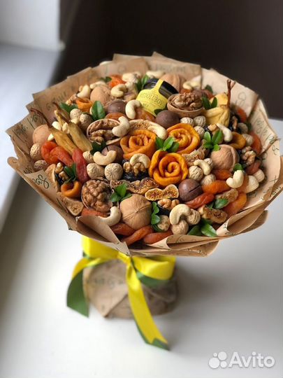 Букет из сухофруктов