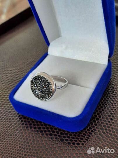 Серебряное кольцо