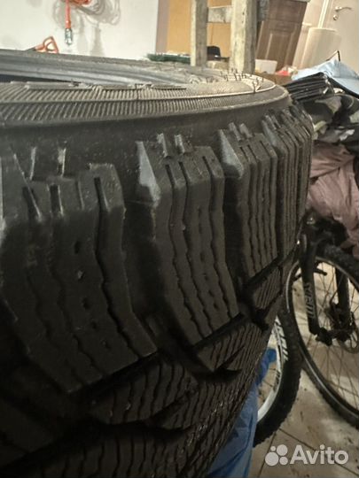 Nokian Tyres Hakkapeliitta R3 SUV 265/45 R20 и 295/40 R20