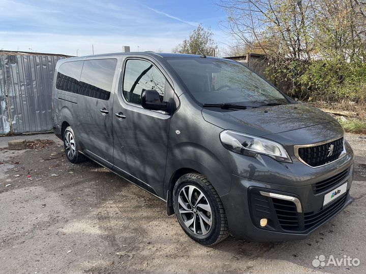 Peugeot traveller 2.0. Кемпер на Пежо Травеллер. Пежо Транспортер. Пежо Тревеллер фургон. Пежо Транспортер фото