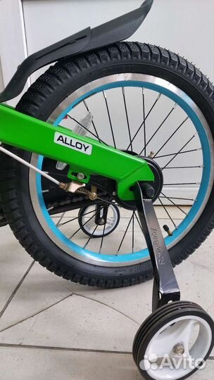 Велосипед двухколесный 18