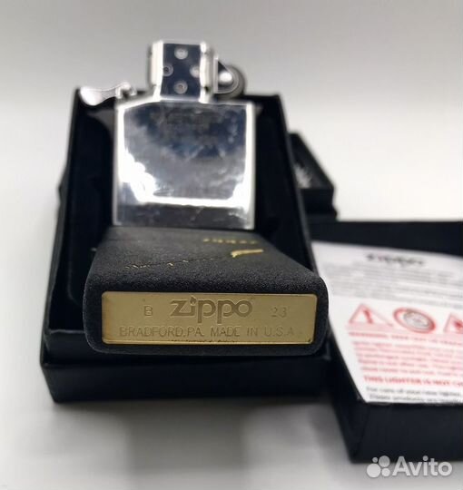 Зажигалки Zippo черные шершавые