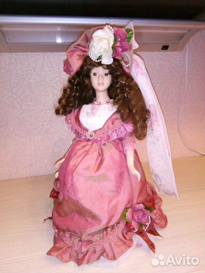 Кукла интерьерная