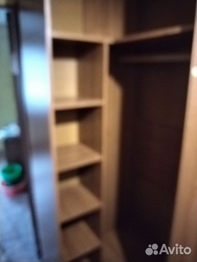 Шкаф