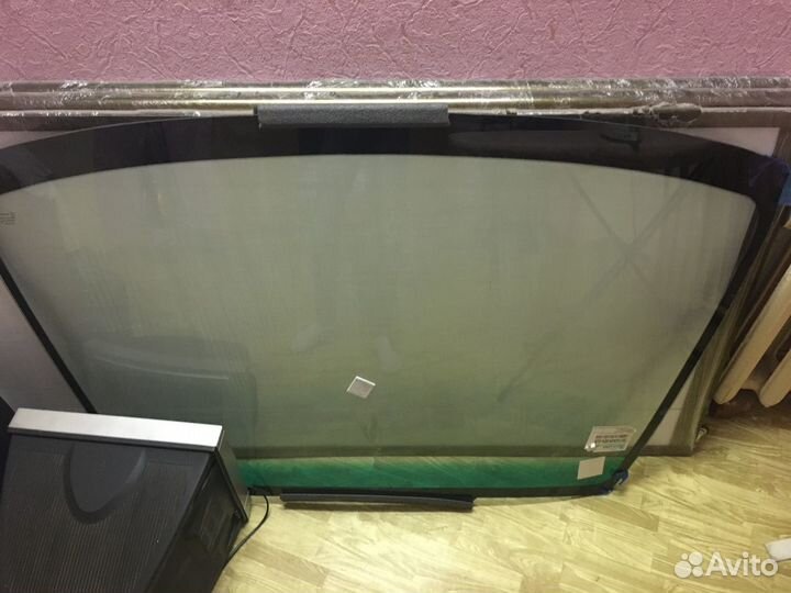 Лобовое стекло на Honda Civic 5