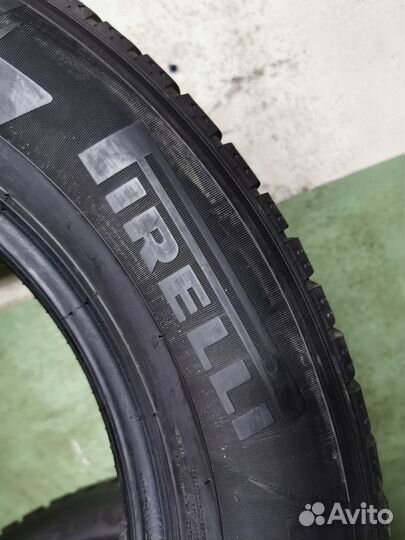 Pirelli Ice Zero 245/60 R18