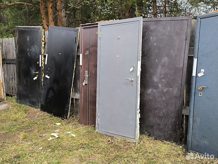 Металлическая дверь бу