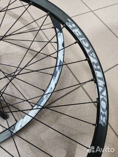 Колеса на втулках Shimano Deore