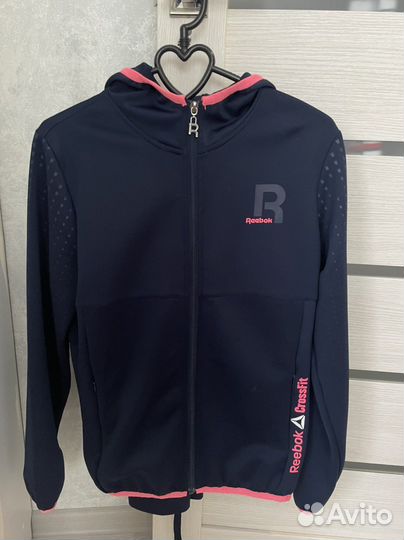 Спортивный костюм женский