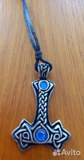 Амулет,кельтский крест,молот тора,бижутерия,янтарь