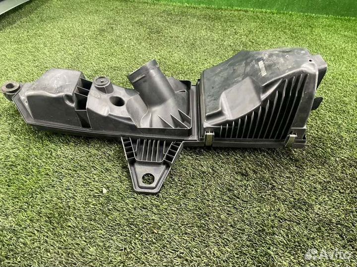 Корпус воздушного фильтра Bmw 3 F30 N20B20 2011