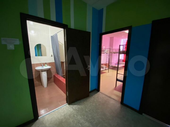 Комната 14 м² в > 9-к., 4/5 эт.