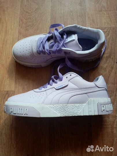 Кроссовки женские 38 размер оригинал