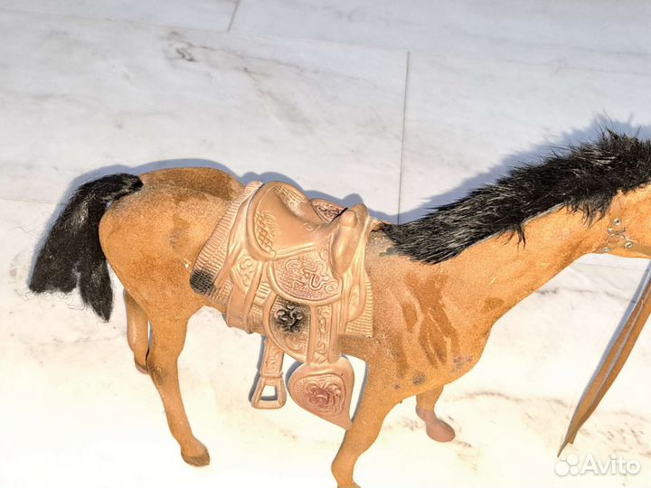 Реалистичная модель лошадки игрушка