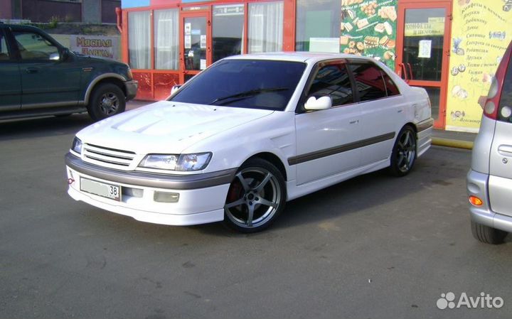 Накладка на передний бампер Toyota Premio 210